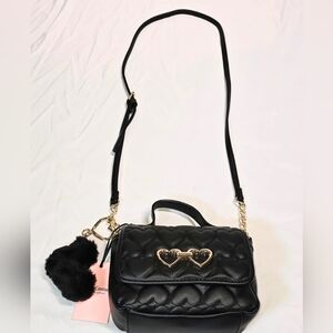 Chic Black Quilted Crossbody Bag with Heart Accent